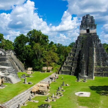 Arqueología Chapina y paraíso Beliceño